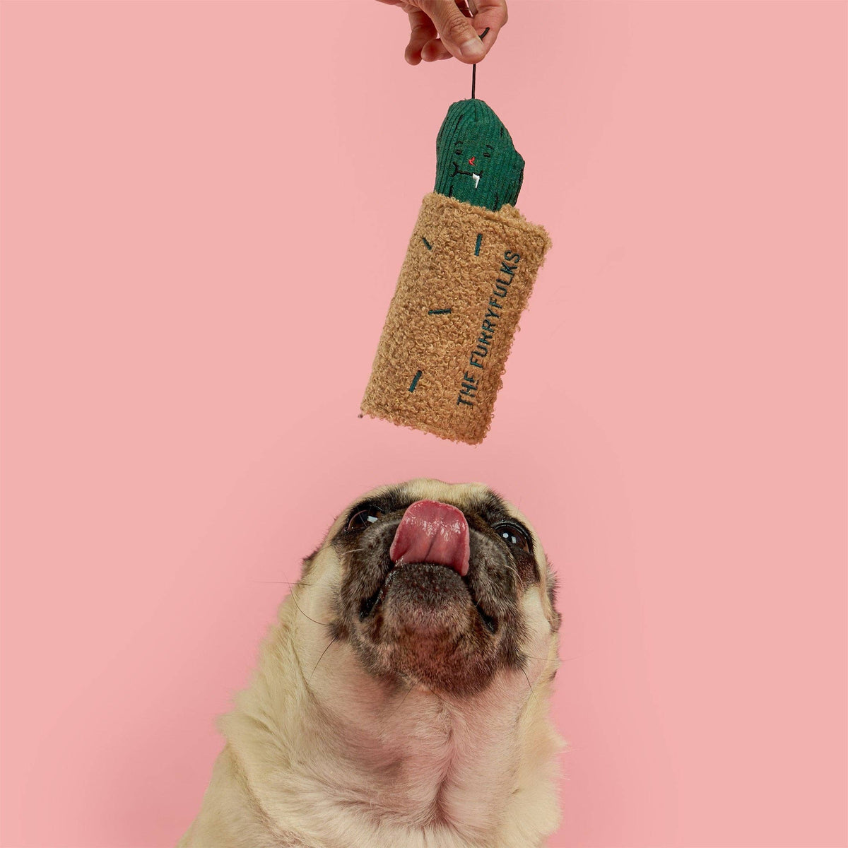 the furryfolks - Nosework-Hundespielzeug „Fried Pickle“ - OSSO BLU