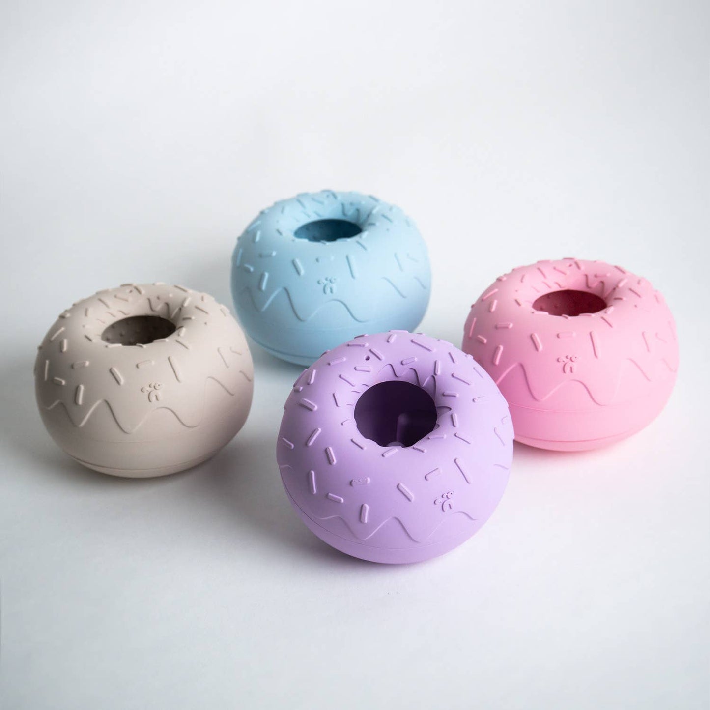 INOOKO – Yoomy Donut Schleckmatte & Beschäftigungsspielzeug für Hunde – Lavendel