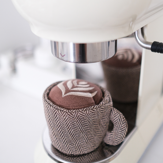 LAMBWOLF COLLECTIVE - LATTEPOP Schnüffelspielzeug für Hunde