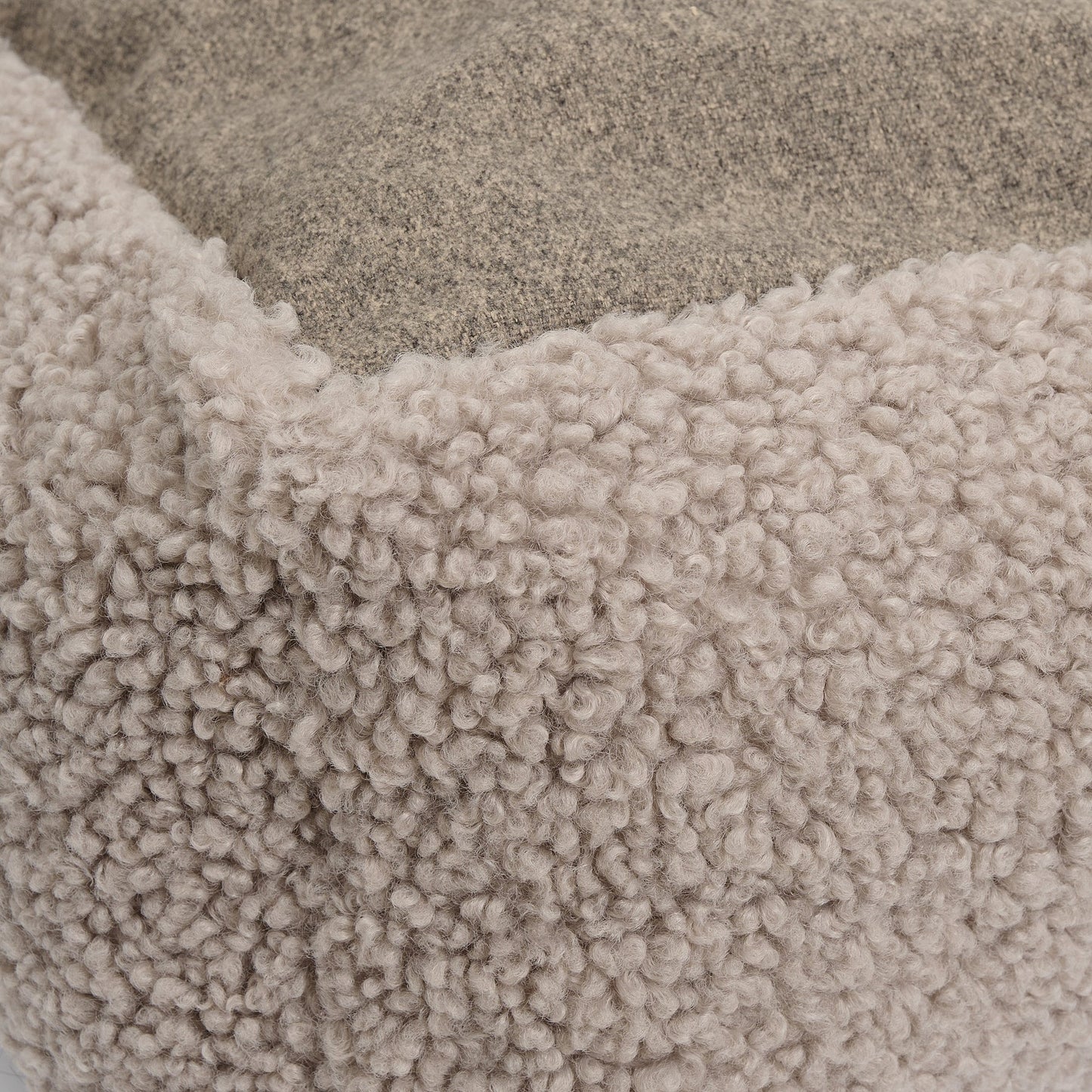 DREW'S DOGWEAR - Orthopädisches Teddy-Hundebett mit Memory-Schaum in Taupe
