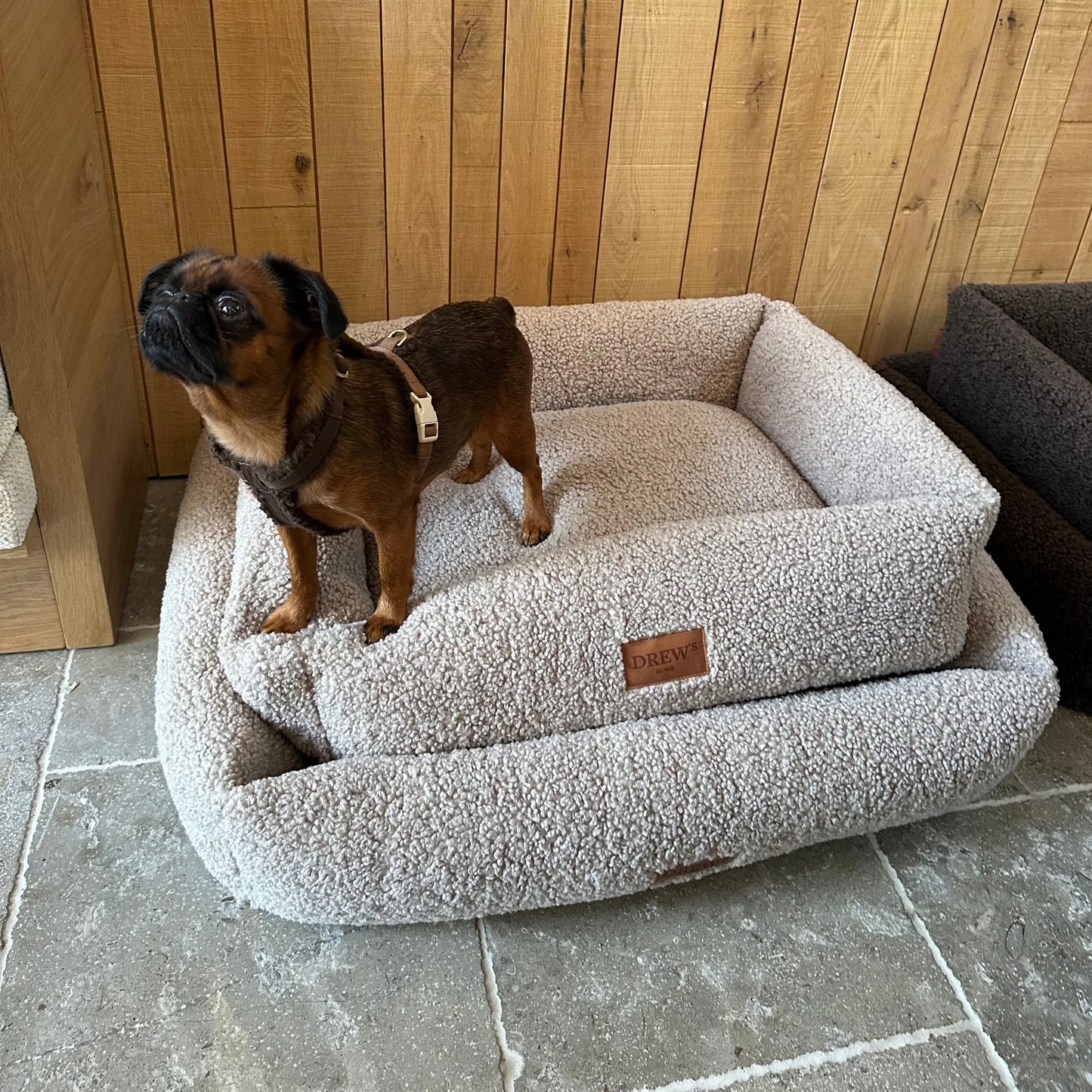 DREW'S DOGWEAR - Orthopädisches Teddy-Hundebett mit Memory-Schaum in Taupe