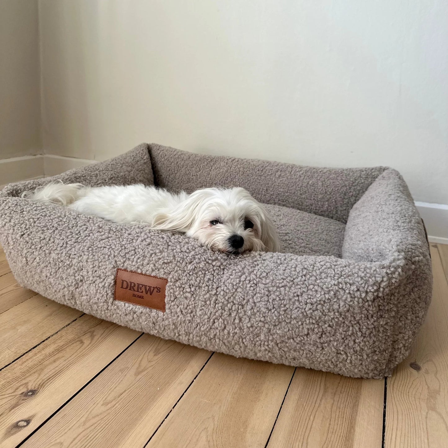 DREW'S DOGWEAR - Orthopädisches Teddy-Hundebett mit Memory-Schaum in Taupe