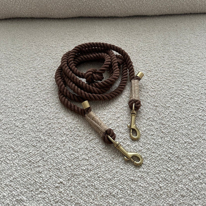 DREW'S DOGWEAR - BROWN / Adjustable and soft dog leash