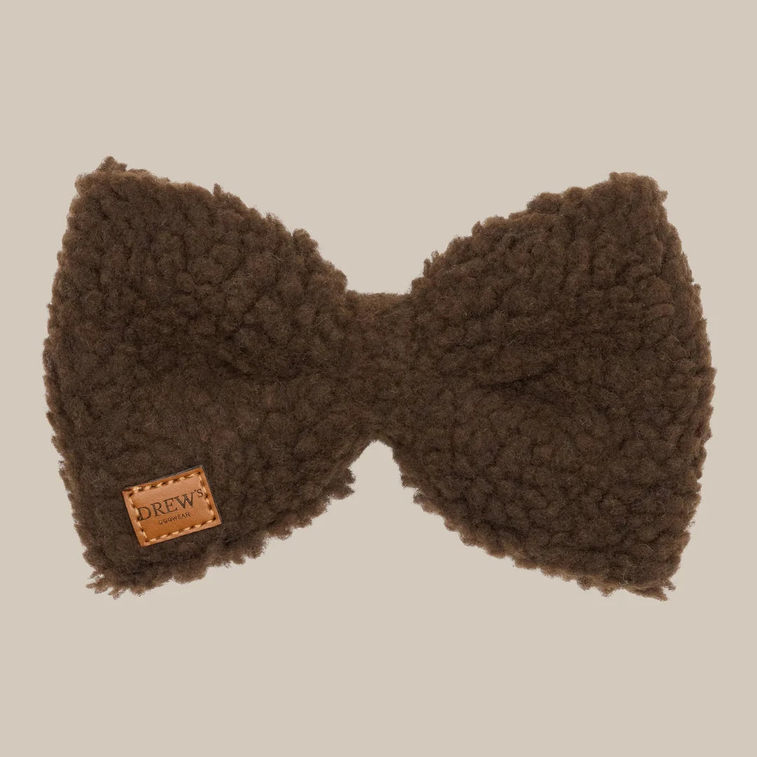 DREW’S DOGWEAR - Teddy-Fliege fürs Hundehalsband – Braun