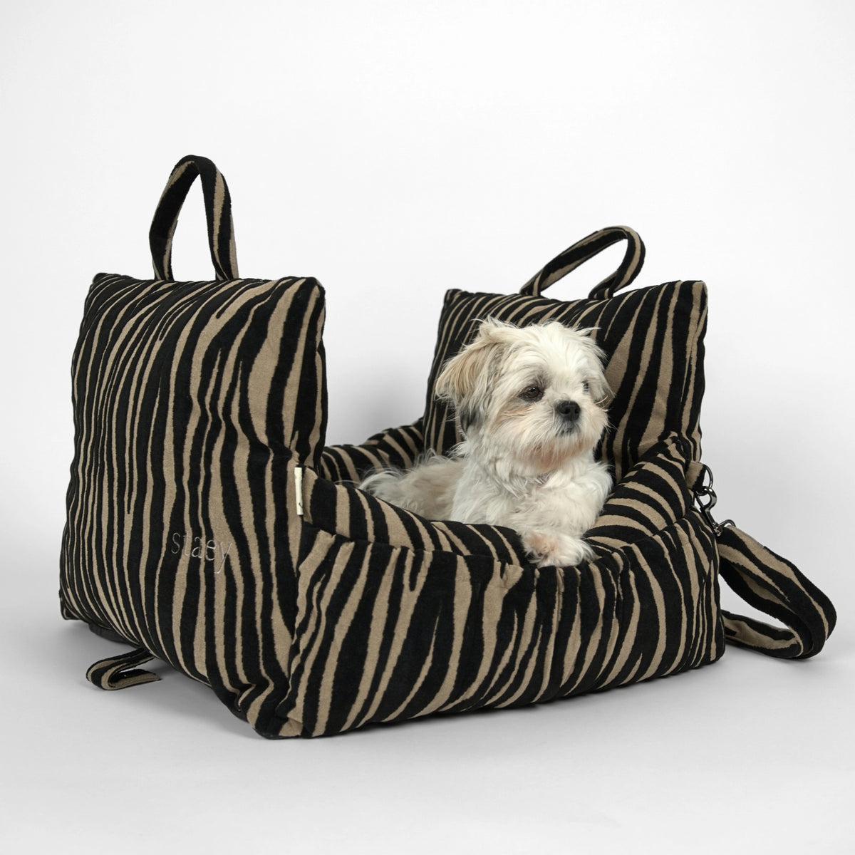 STAEY – Lara 2.0 Hundeautositz Zebra