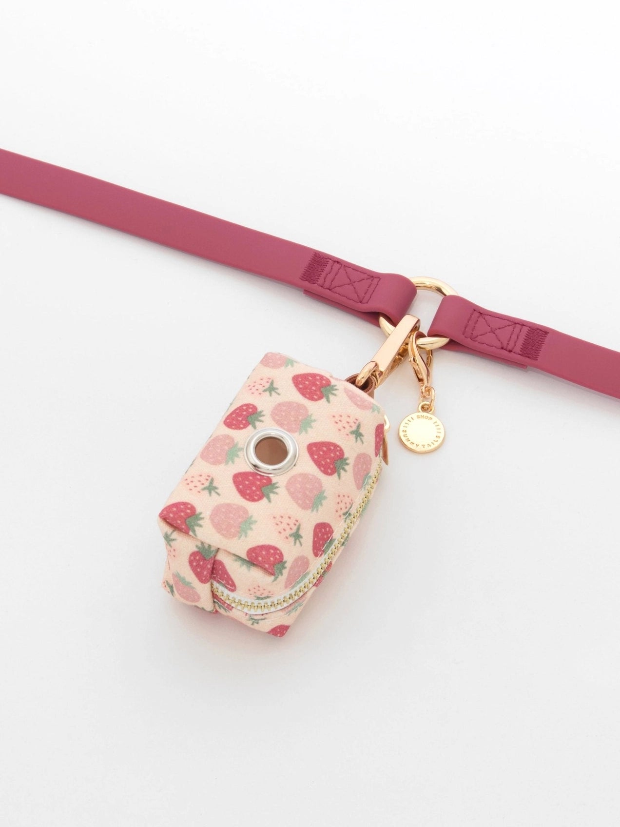 SUNNY TAILS – Kotbeutelspender Strawberry